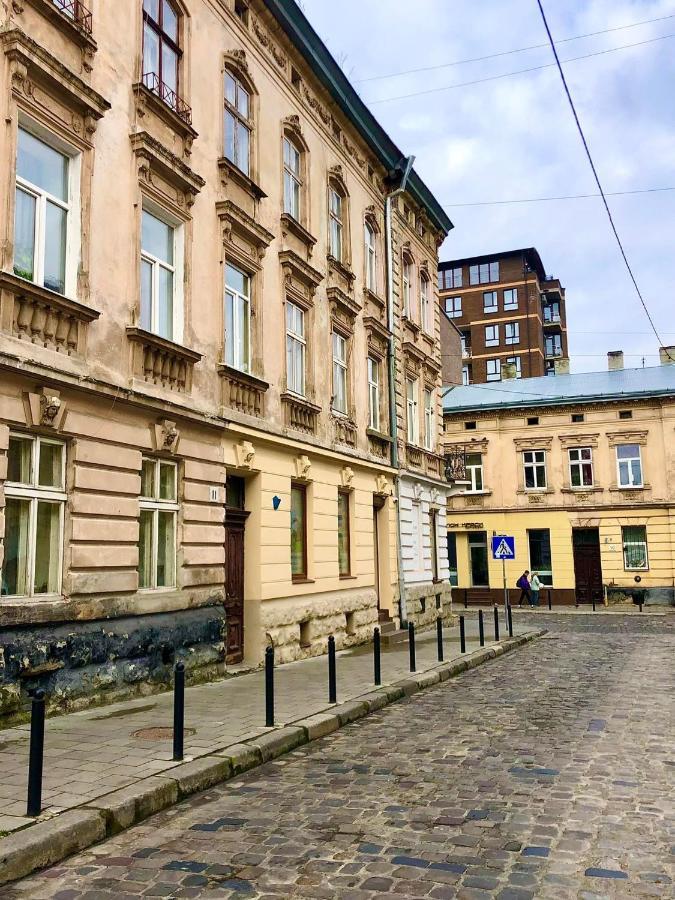 Romantic Apartments - Near Opera House 11/7 Lviv Kültér fotó